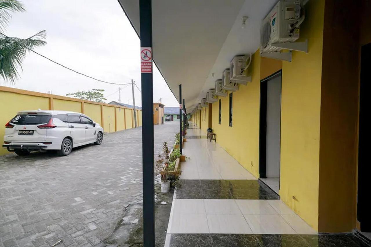 Reddoorz Near Ekowisata Mangrove Belawan Exterior foto