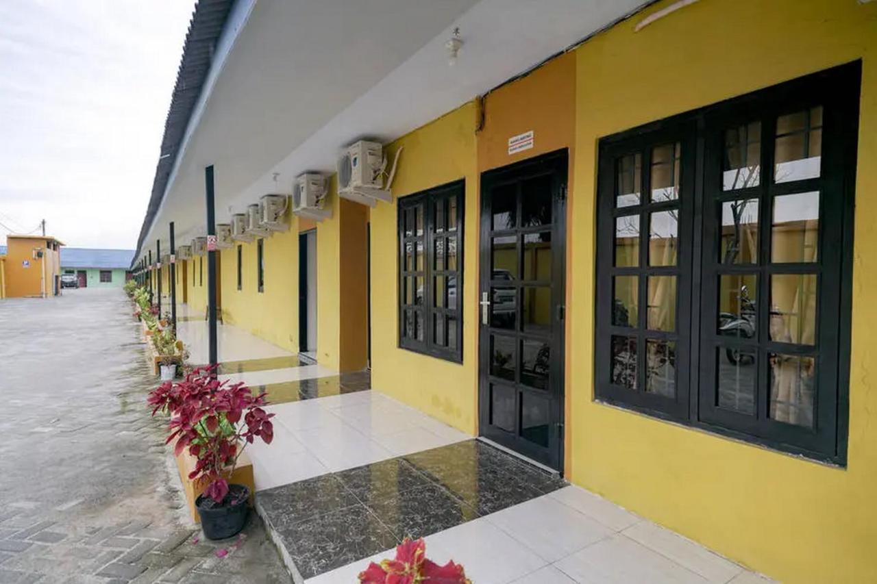 Reddoorz Near Ekowisata Mangrove Belawan Exterior foto